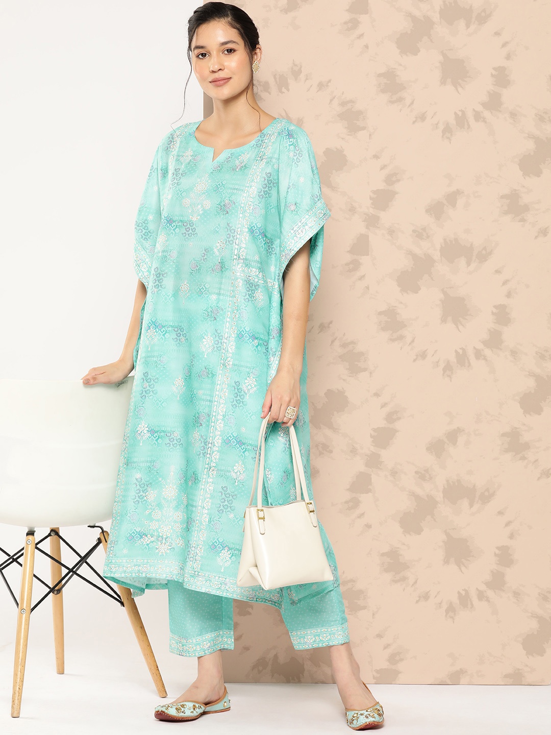 

Libas Ethnic Motifs Printed Regular Kurta with Trousers, Sea green
