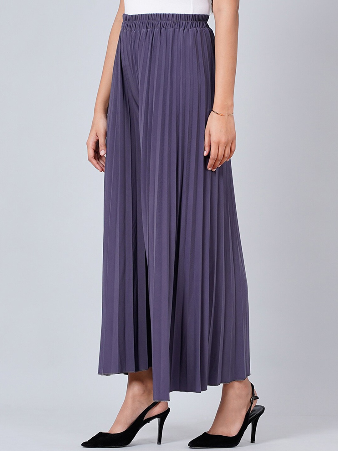 

First Resort by Ramola Bachchan Women Relaxed Pleated Wide Leg Pleated Palazzo, Purple