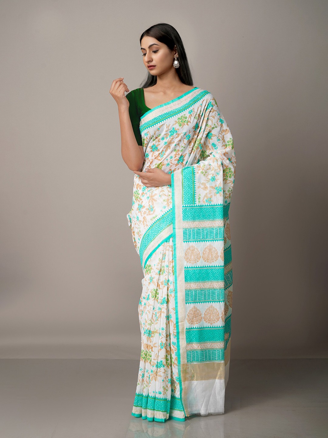 

Unnati Silks Floral Silk Cotton Baluchari Saree With Blouse Piece, Blue
