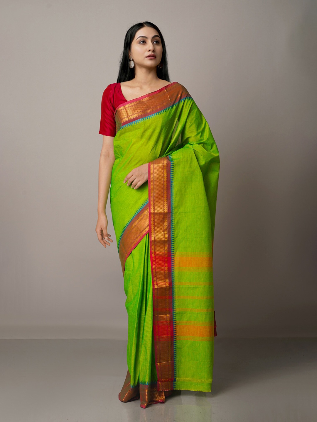 

Unnati Silks Baluchari Zari Saree With Blouse Piece, Green