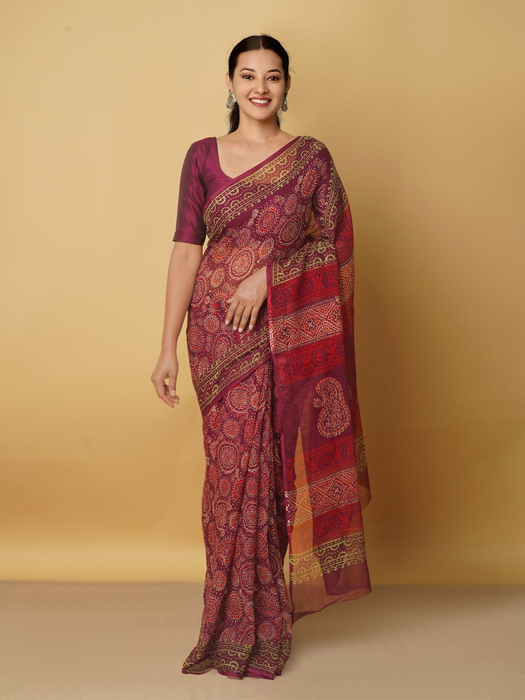 

Unnati Silks Ethnic Motif Pure Cotton Kota Saree With Blouse Piece, Burgundy