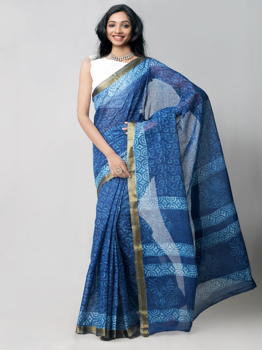

Unnati Silks Floral Zari Pure Cotton Block Print Saree, Blue
