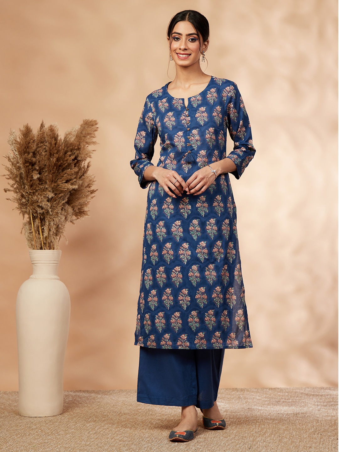 

IMARA Floral Printed Pure Cotton Kurta with Trousers, Navy blue