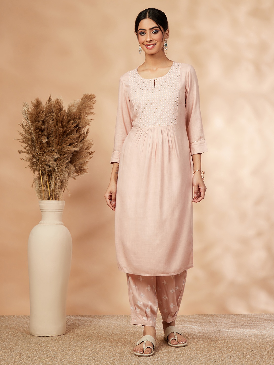 

IMARA Ethnic Motifs Printed Regular Kurta with Trousers, Beige