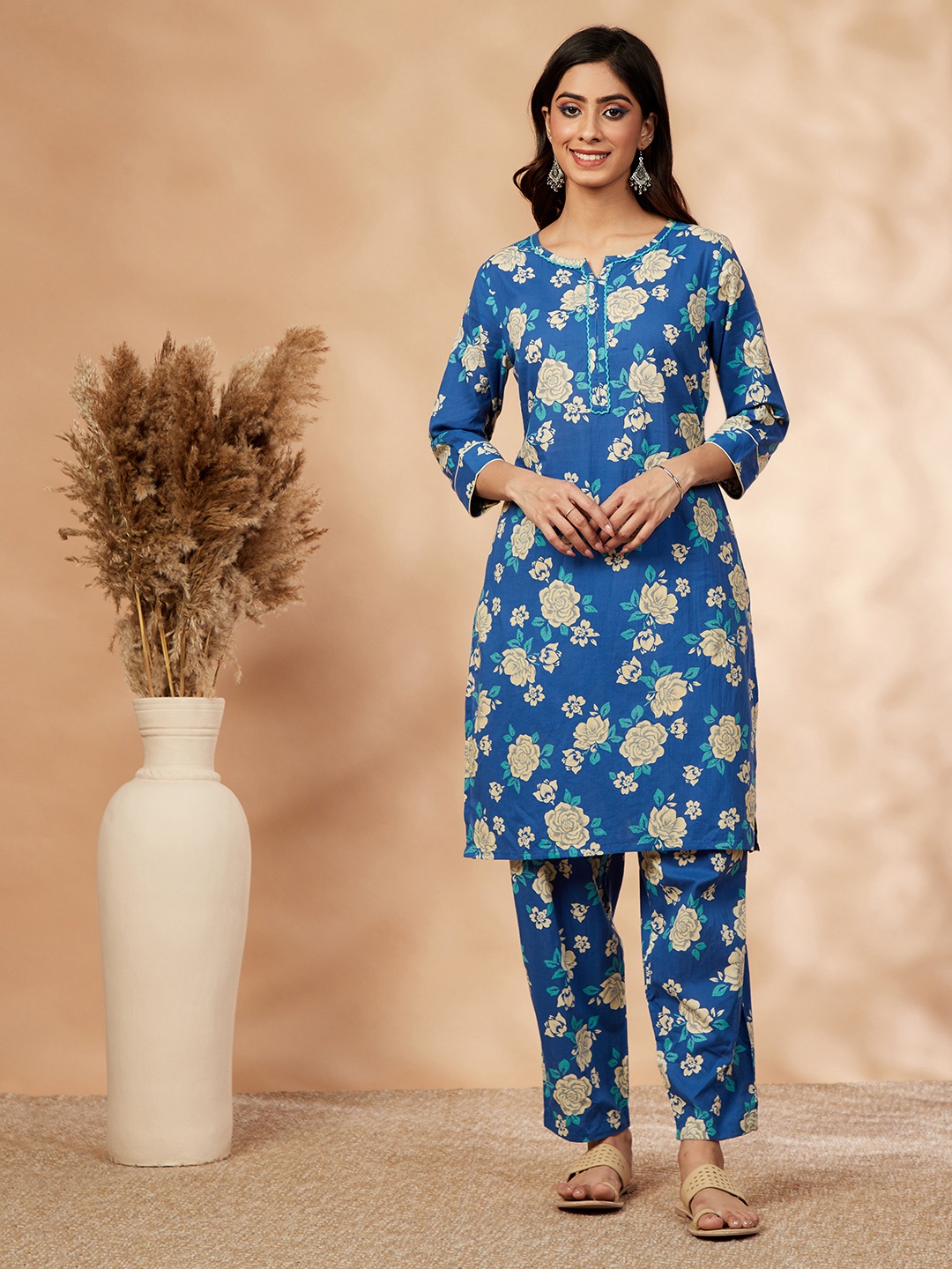 

IMARA Floral Printed Pure Cotton Kurta with Trousers, Blue