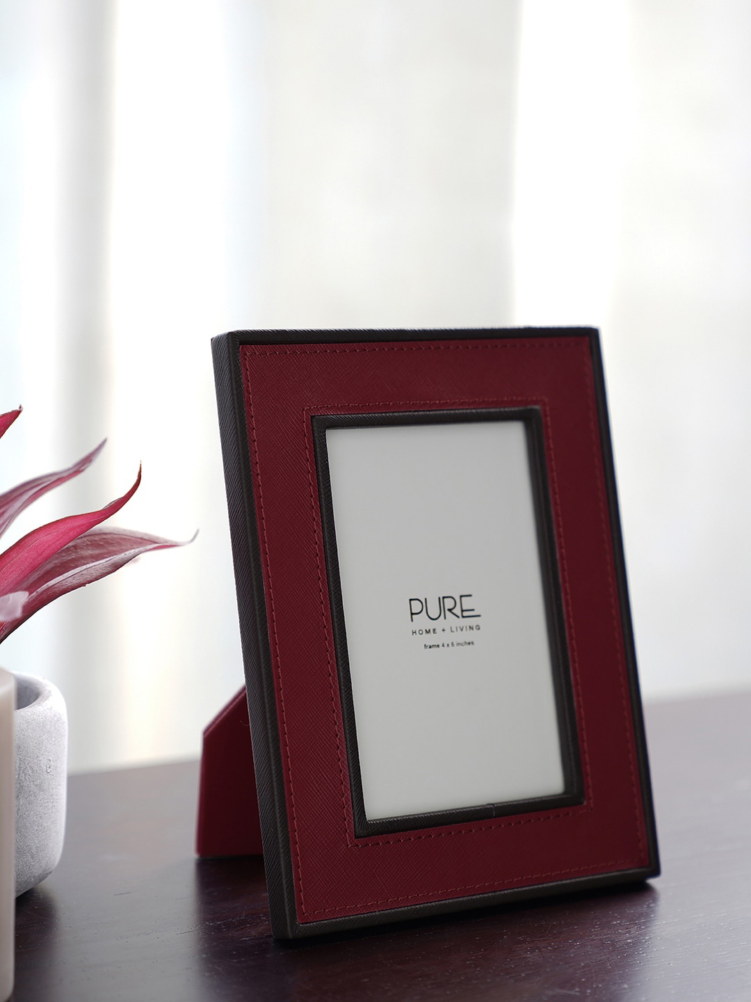 

Pure Home and Living Red Faux Leather Photo Frame