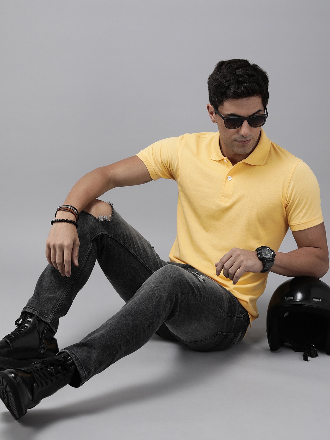 

Roadster Men Polo Collar T-shirt, Yellow