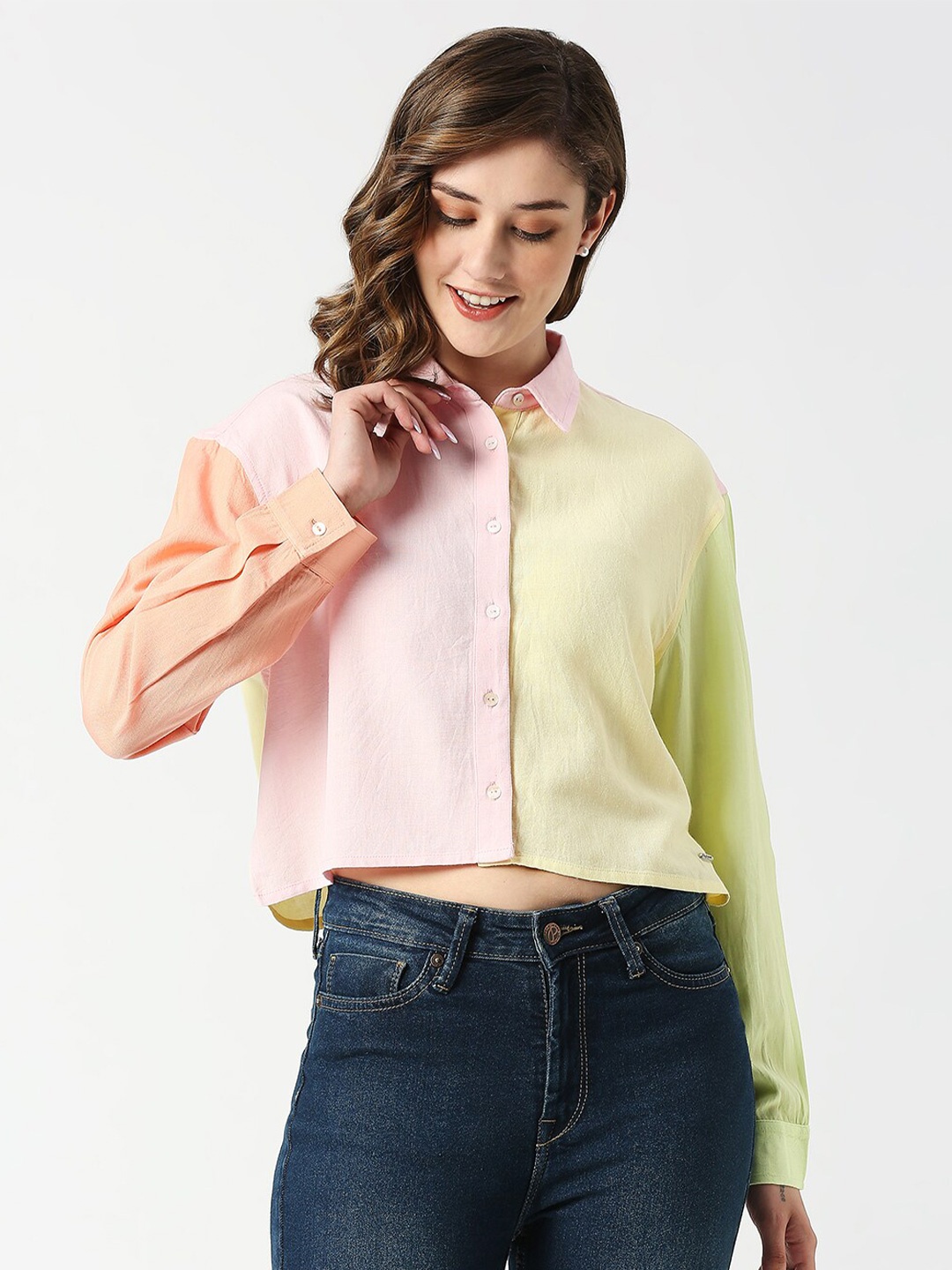 

Pepe Jeans Colourblocked Spread Collar Casual Shirt, White