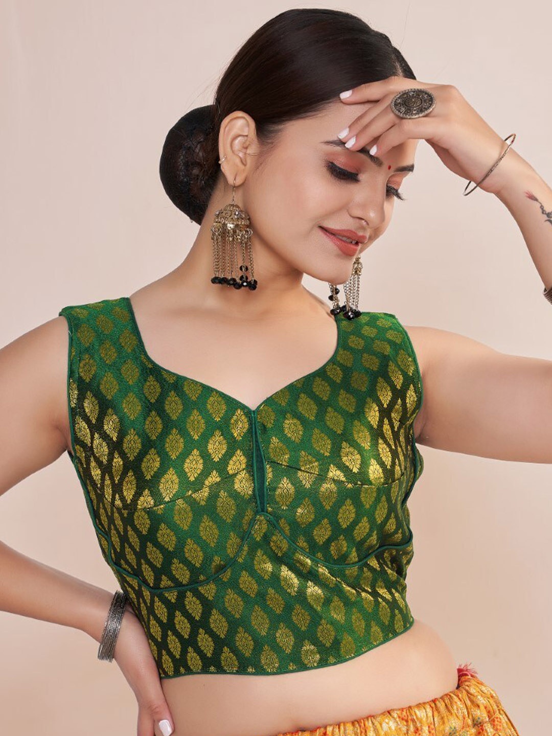 

HIMRISE Plus Size Jacquard Woven Sleeveless Saree Blouse, Green