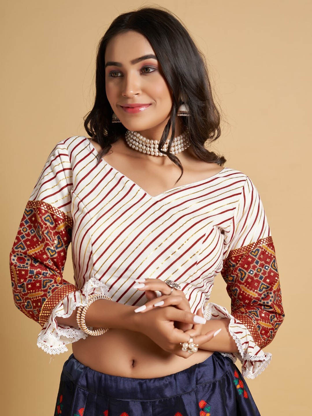 

HIMRISE V-Neck Printed Saree Blouse, White
