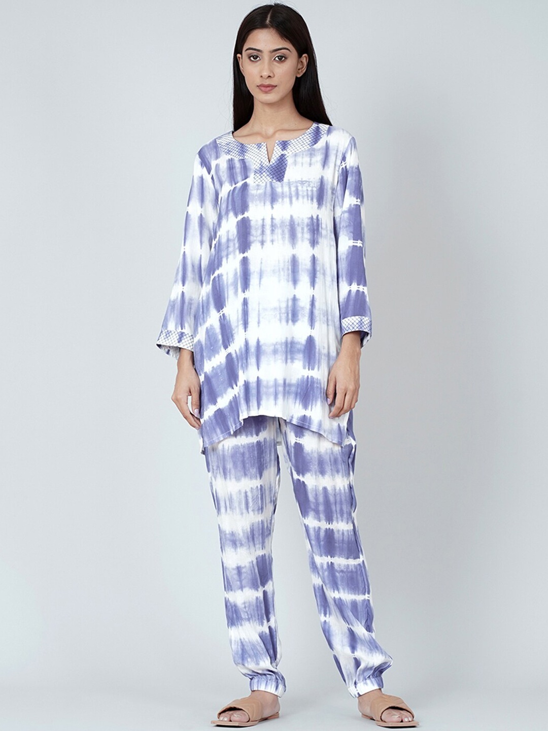 

First Resort by Ramola Bachchan Women Tie and Dyed Night Suit, Blue