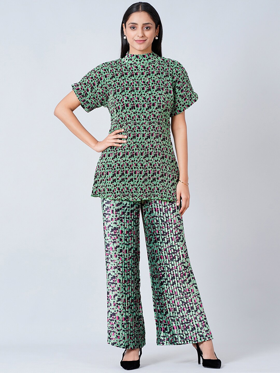 

First Resort by Ramola Bachchan Animal Printed Top & Palazzo Co-Ords, Green