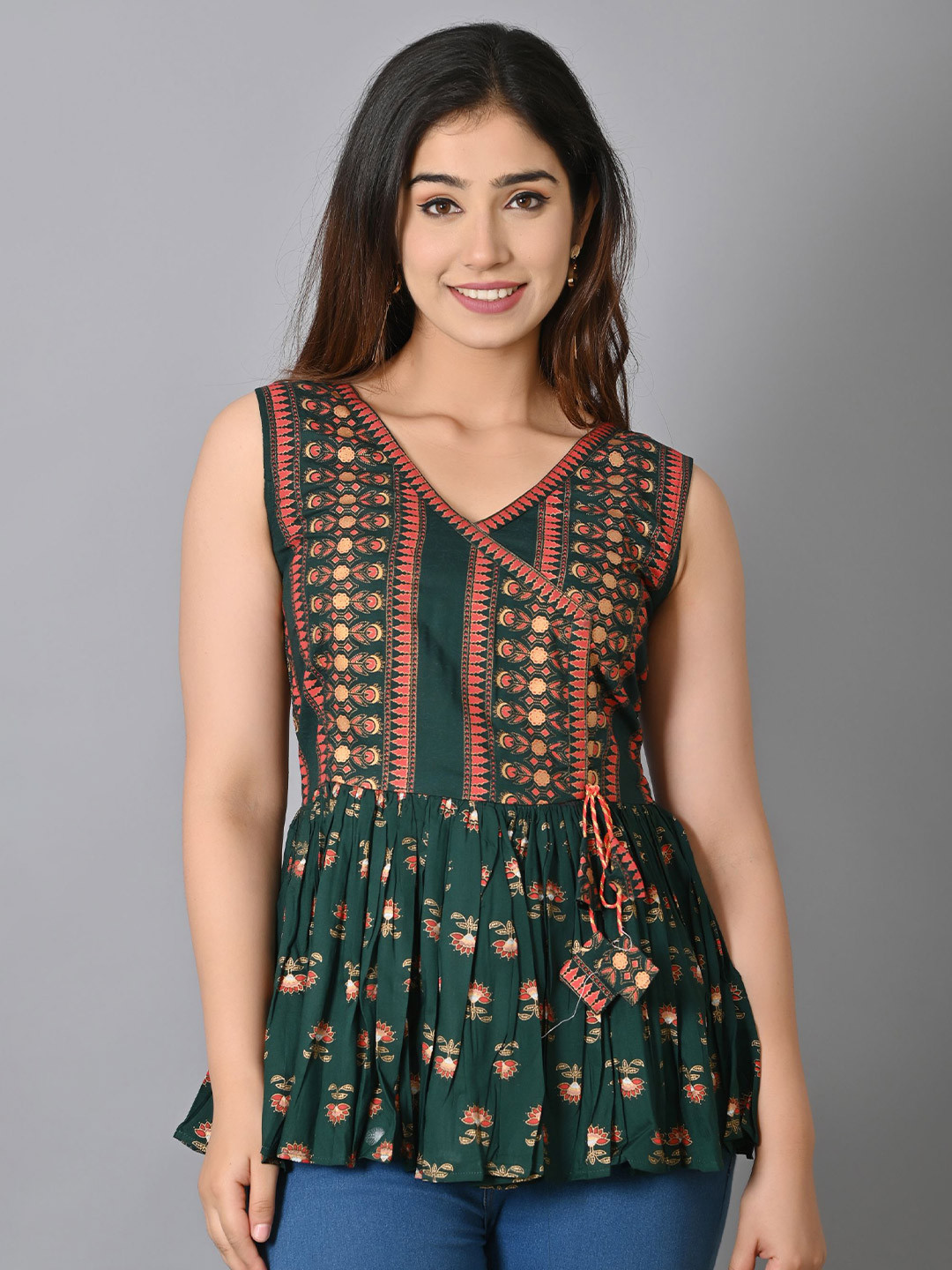 

VASTRAMANIAA Floral Printed Lace Peplum Top, Green