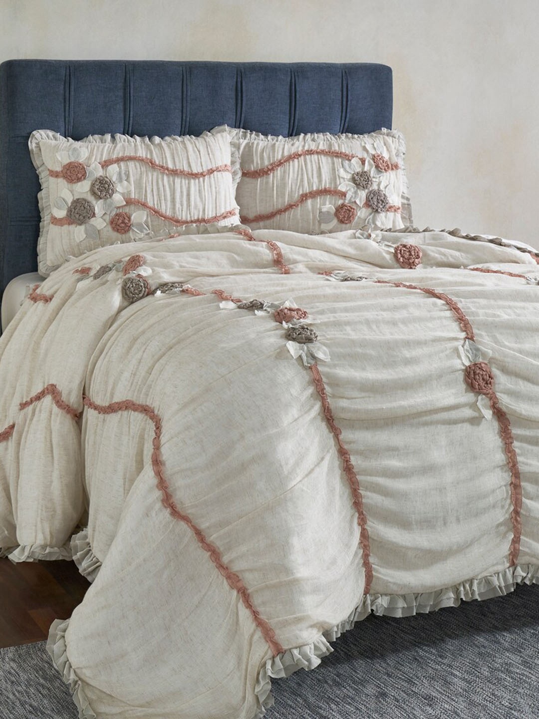 

HOUMN White Self Design Double King Bedding Set