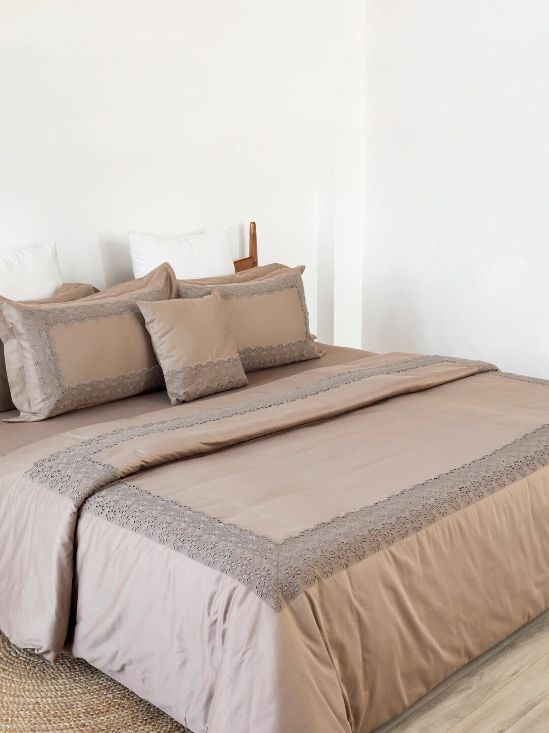 

HOUMN Hillside Brown 4 Pieces Embroidered Cotton Double Queen Bedding Set