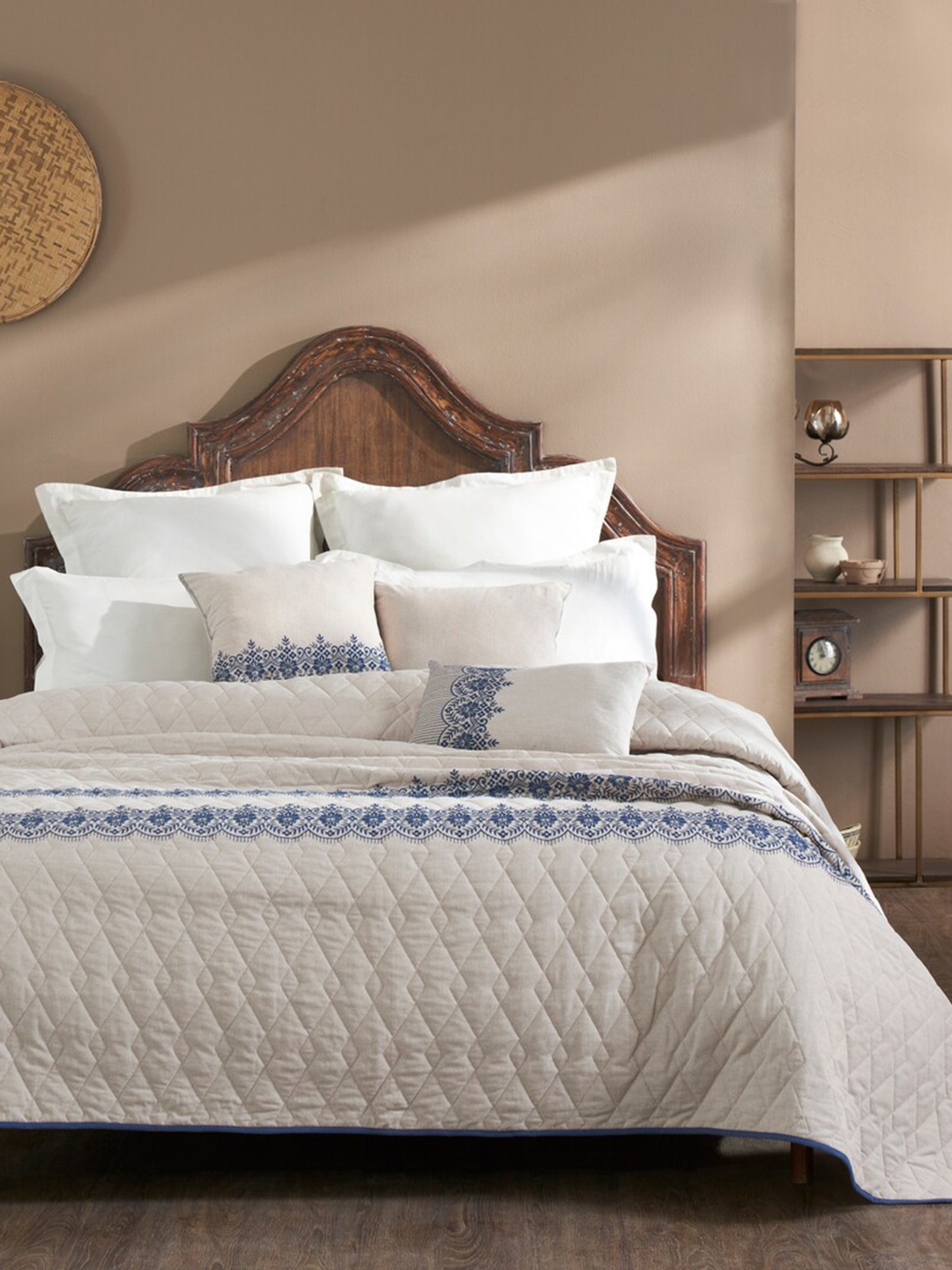 

HOUMN Butterfly Blue & Off White Embroidered Bedding Set