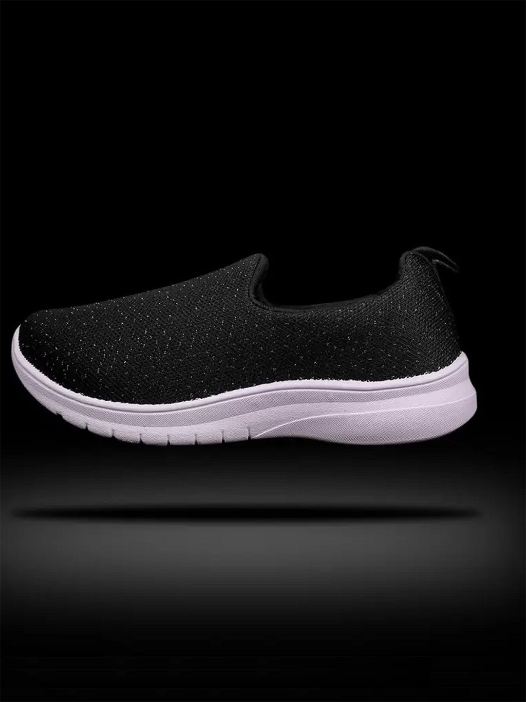 

FABBMATE Women Lightweight &Anti Skid Non-Marking Walking Shoes, Black
