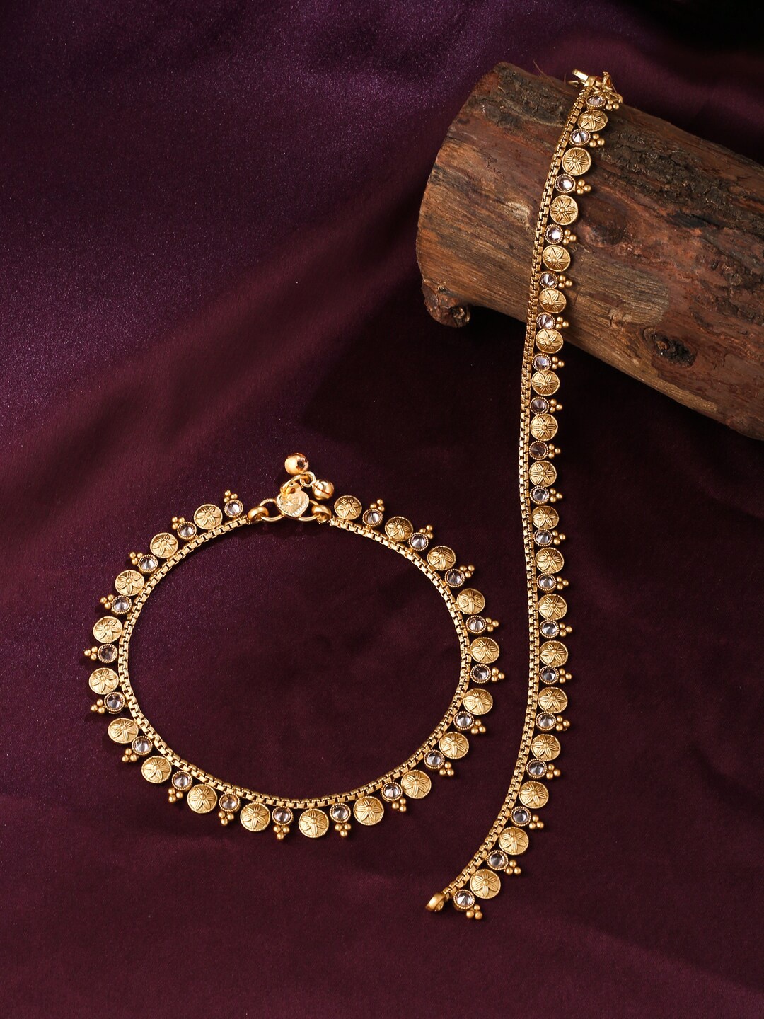

VIRAASI Pack Of 2 Gold-Plated Studded Anklet
