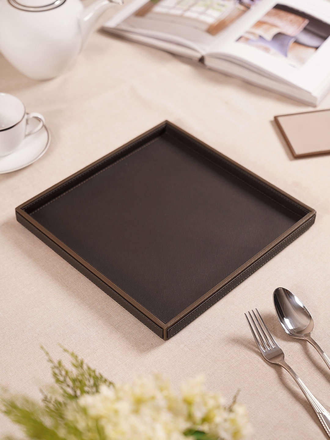 

Pure Home and Living Brown Textured Serving Tray