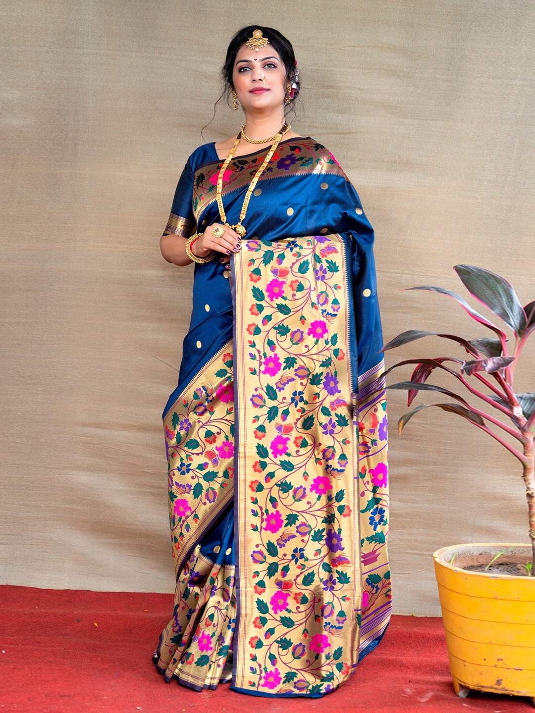 

AVANTIKA FASHION Floral Pure Silk Paithani Zari Saree With Blouse Piece, Blue