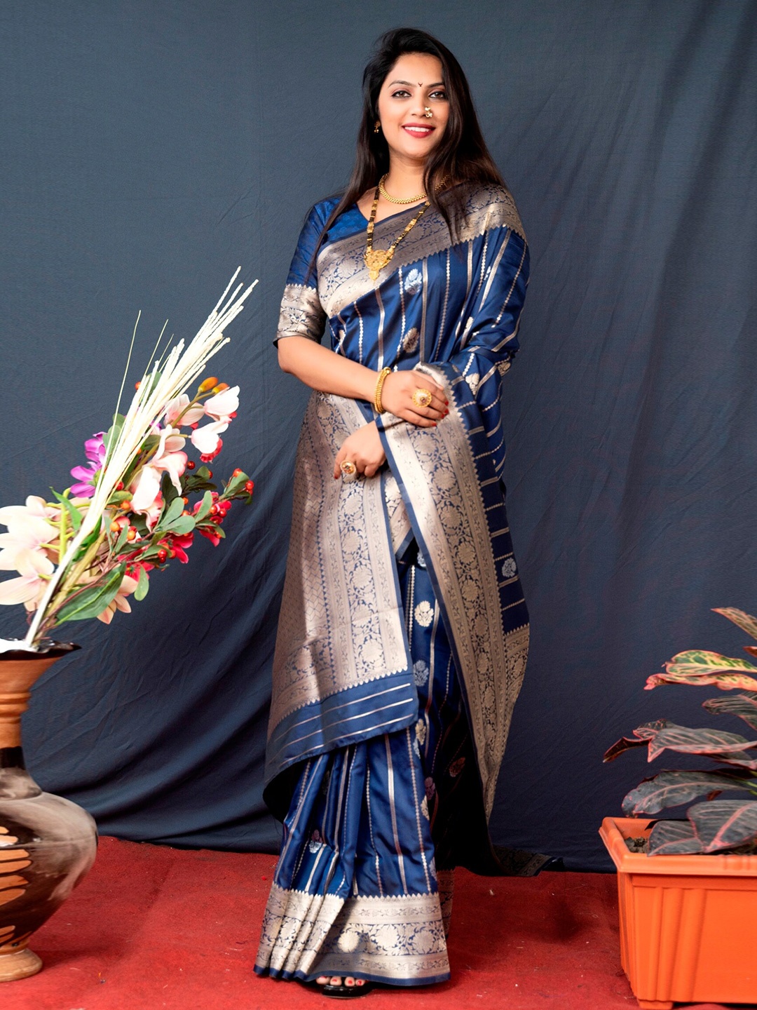 

AVANTIKA FASHION Ethnic Motif Pure Linen Banarasi Zari Saree With Blouse Piece, Blue