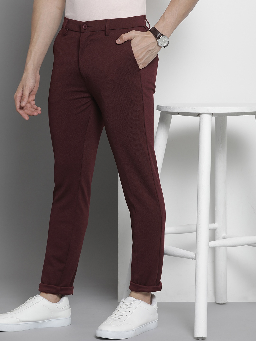 

The Indian Garage Co. X Luxe Men Slim Fit Trousers, Burgundy