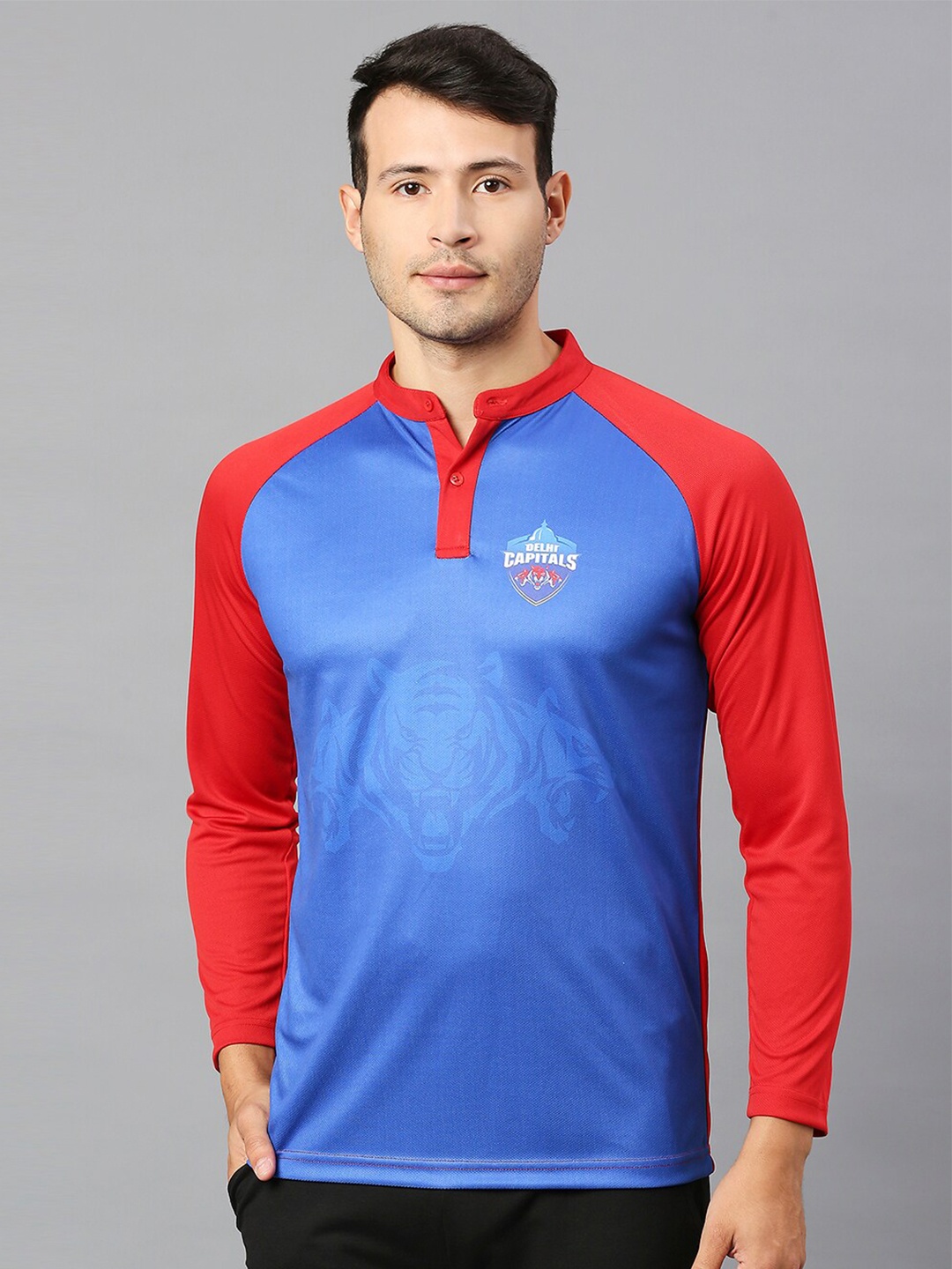 

FanCode Colourblocked Delhi Capitals Henley Neck Sports T-shirt, Blue