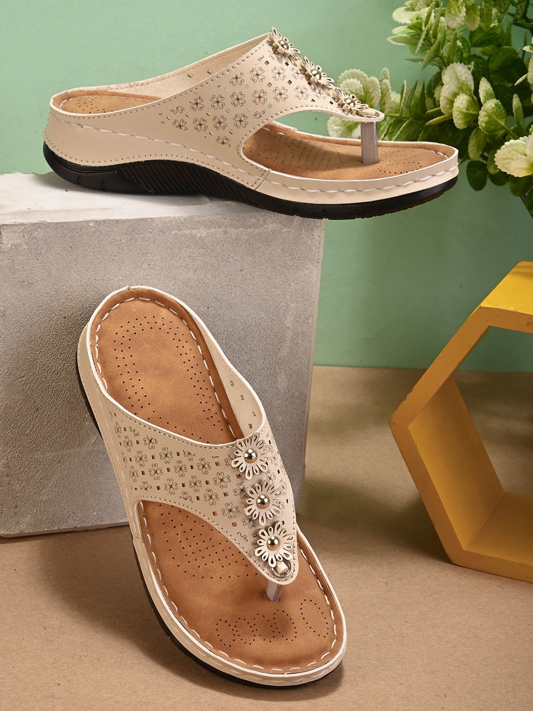

BOOTCO Printed Laser Cuts Comfort Heels, Cream