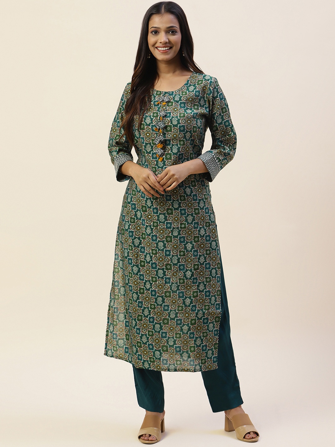 

Meena Bazaar Ethnic Motifs Printed Kurta With Trousers, Green