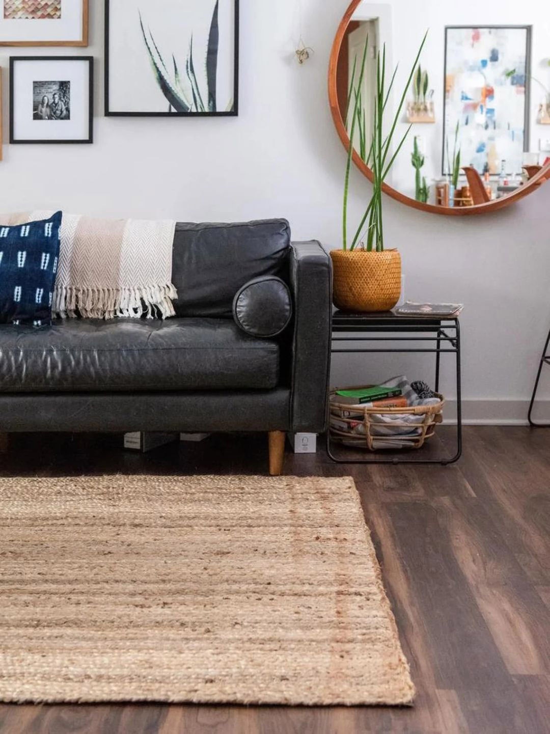

THE HANDMADE FLAIR Beige Self-Designed Jute Carpet