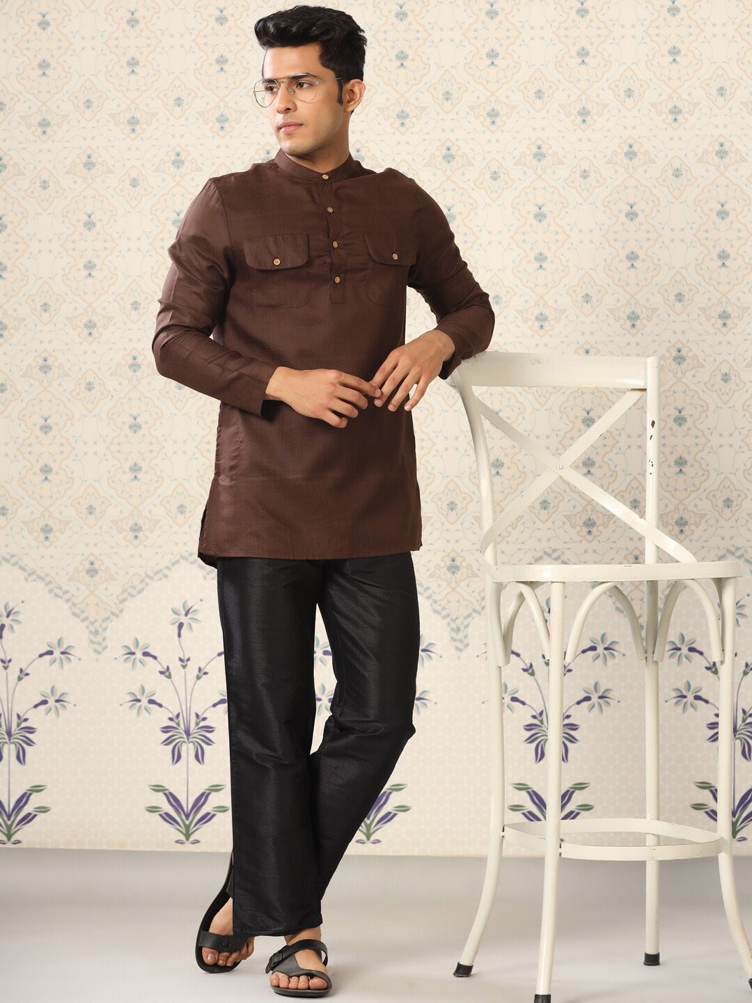 

Ode by House of Pataudi Brown Pathani Short Kurta