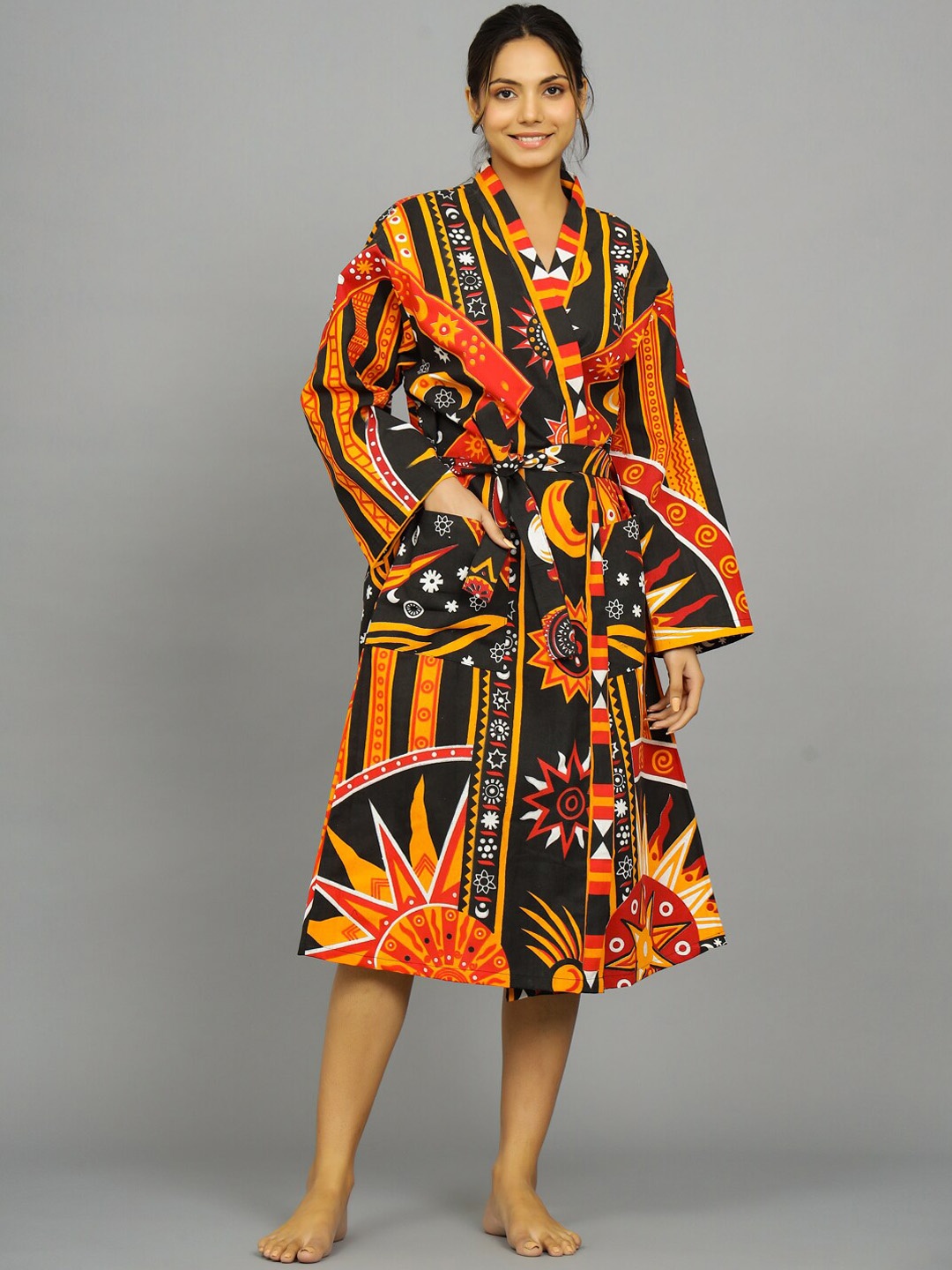 

HANDICRAFT PALACE Psychedelic Printed Pure Cotton Bath Robe, Black
