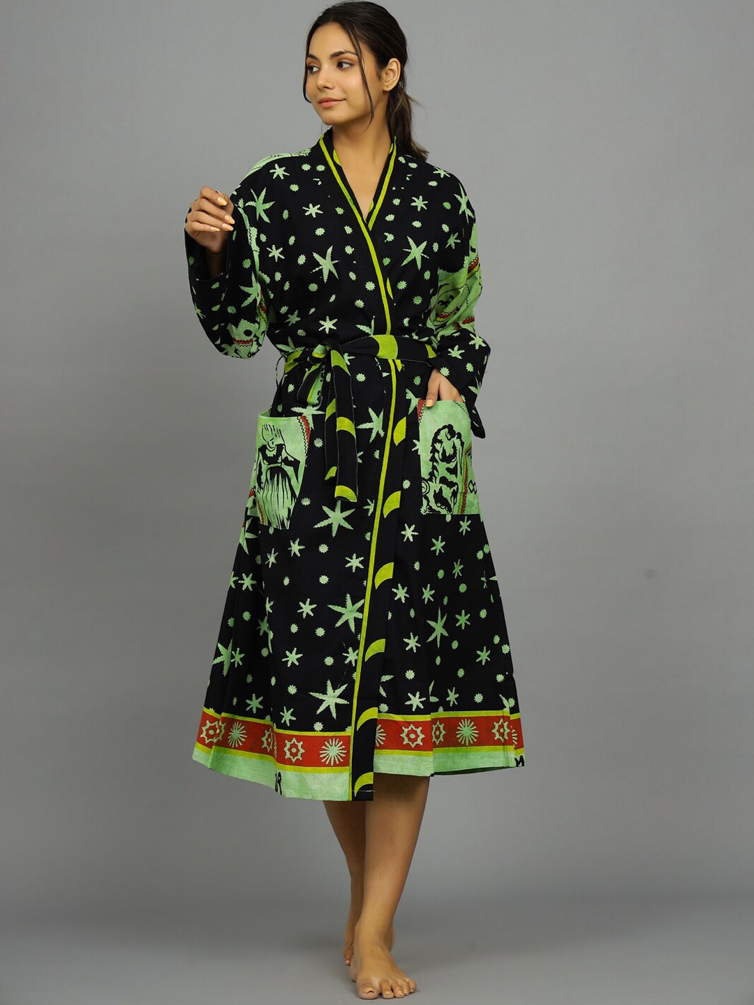 

HANDICRAFT PALACE Printed Cotton Bath Robe, Green