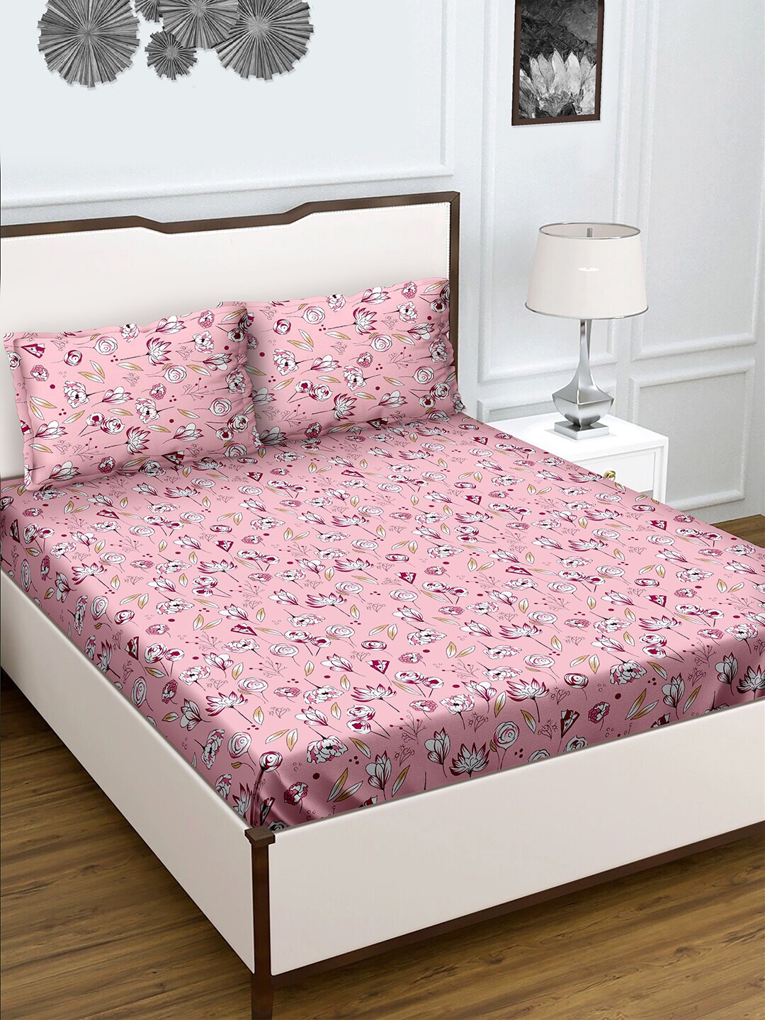 

HERE&NOW Pink & White Floral Printed 180 TC King Bedsheet With 2 Pillow Covers