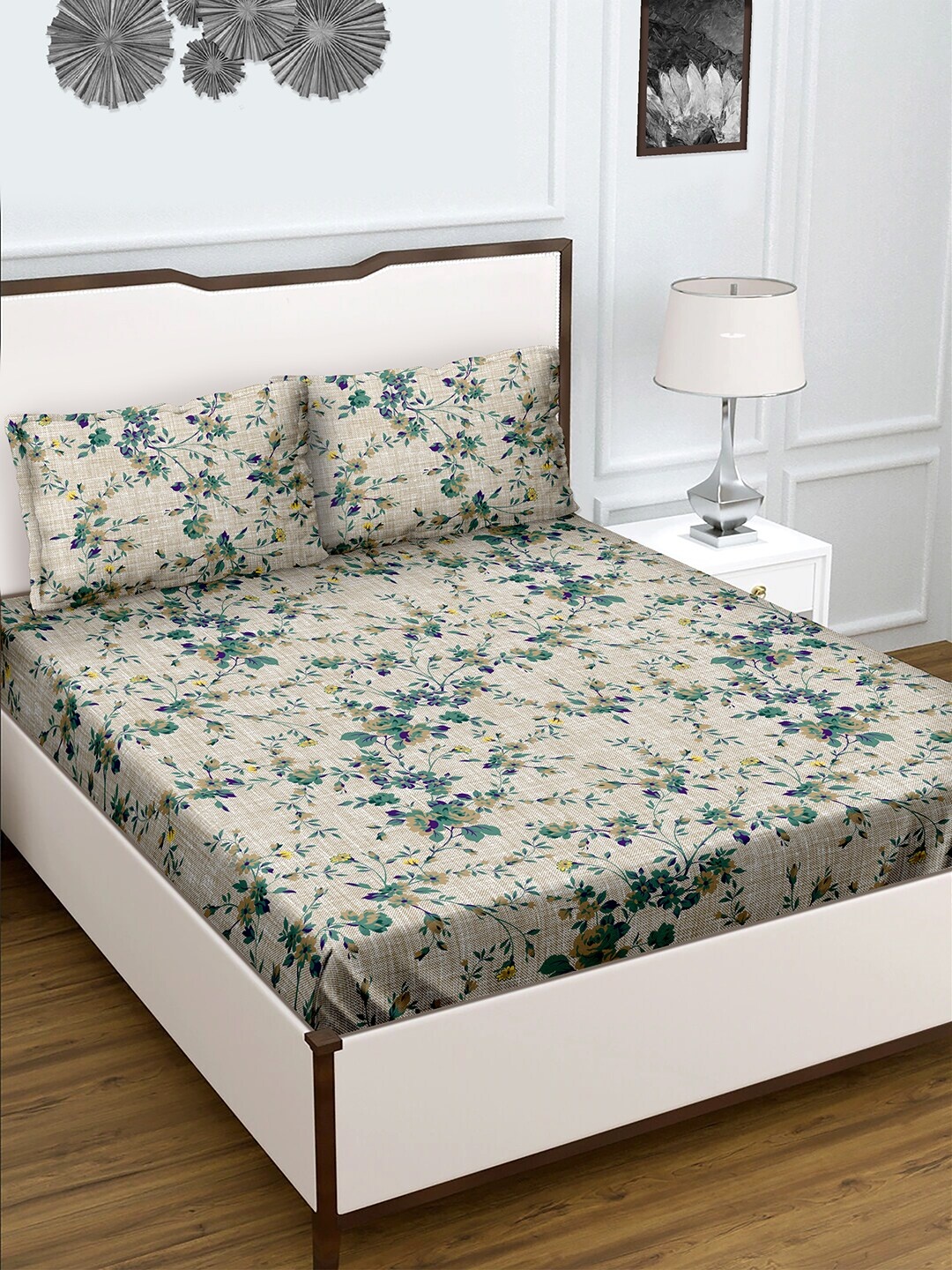 

HERE&NOW Beige & Green Floral Printed 180 TC King Bedsheet & 2 Pillow Covers