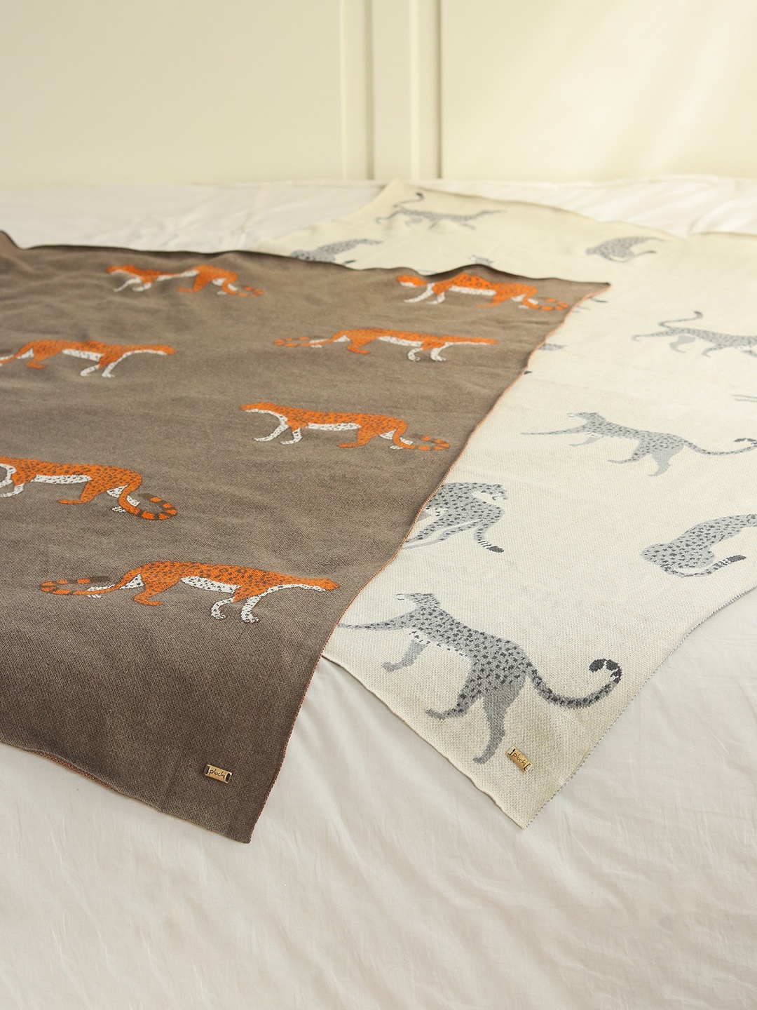 

Pluchi Grey & Beige Leopard Printed Cotton Blanket Throw