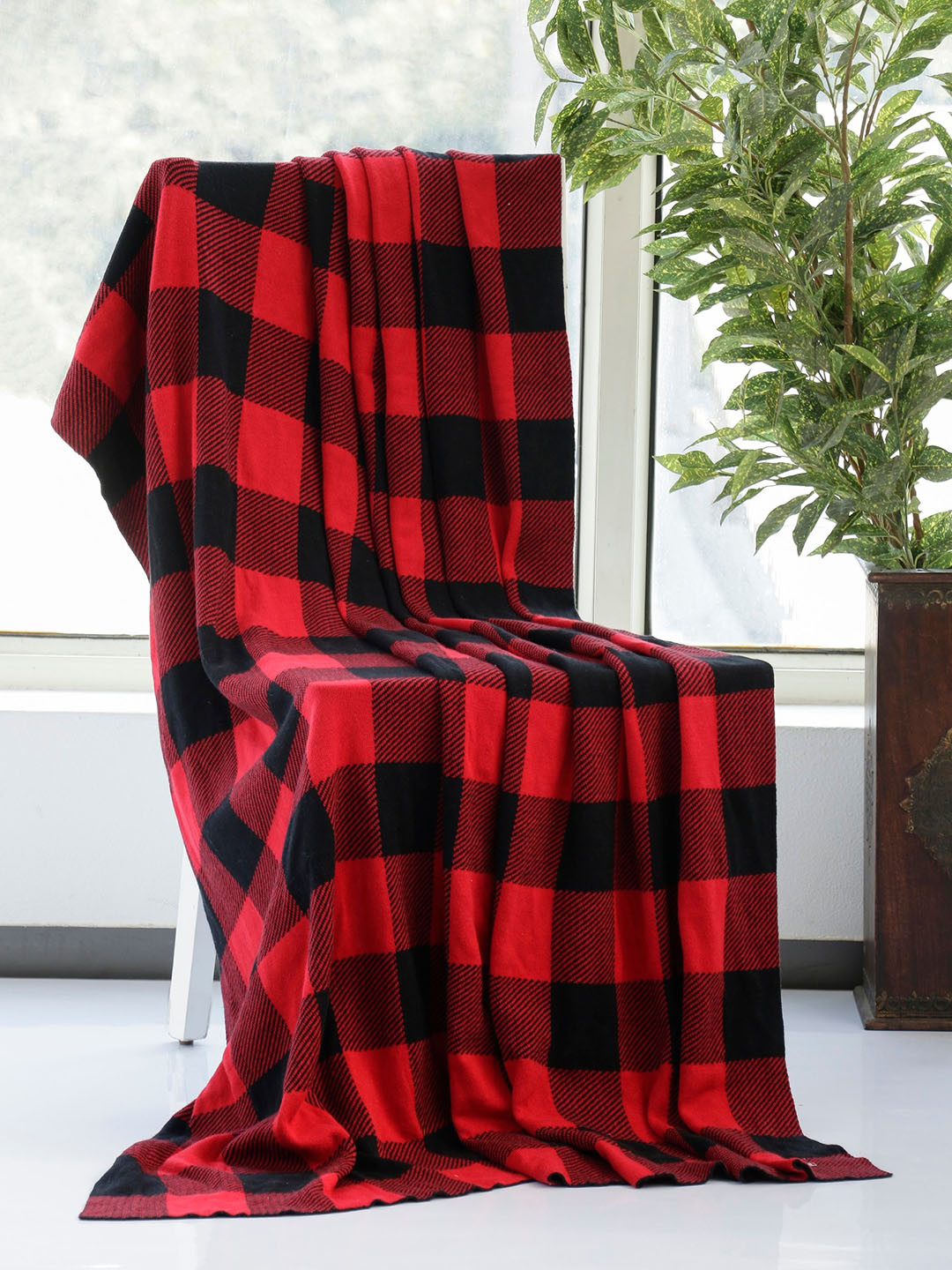 

Pluchi Red & Black Checked Cotton Blanket Throw