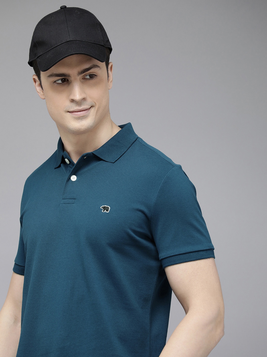 

THE BEAR HOUSE Men Blue Polo Collar Applique Slim Fit T-shirt
