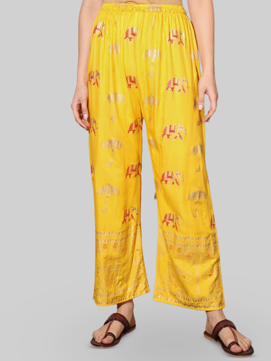 

BUY NEW TREND Women Ethnic Motifs Printed Straight Palazzos, Yellow