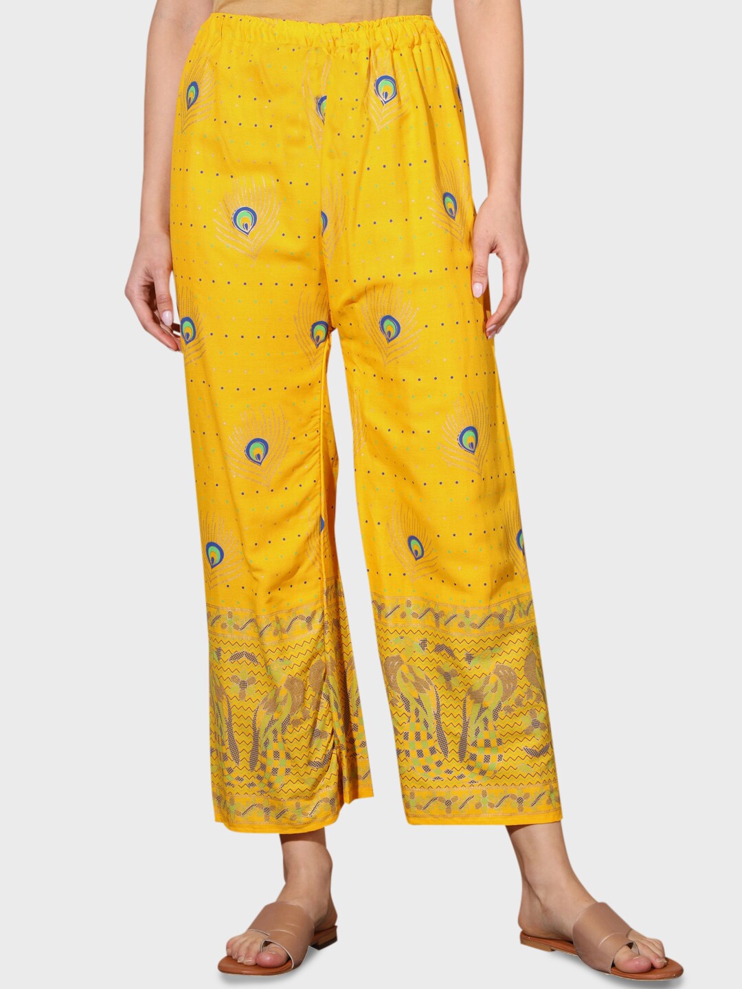

BUY NEW TREND Women Ethnic Motifs Printed Straight Palazzos, Yellow