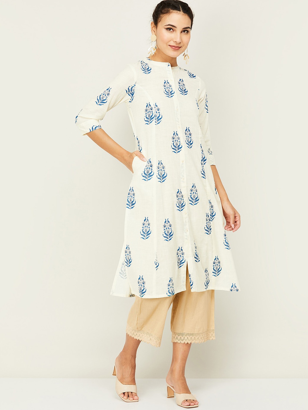 

Melange by Lifestyle Ethnic Motifs Printed Mandarin Collar Pure Cotton A-Line Kurta, Off white