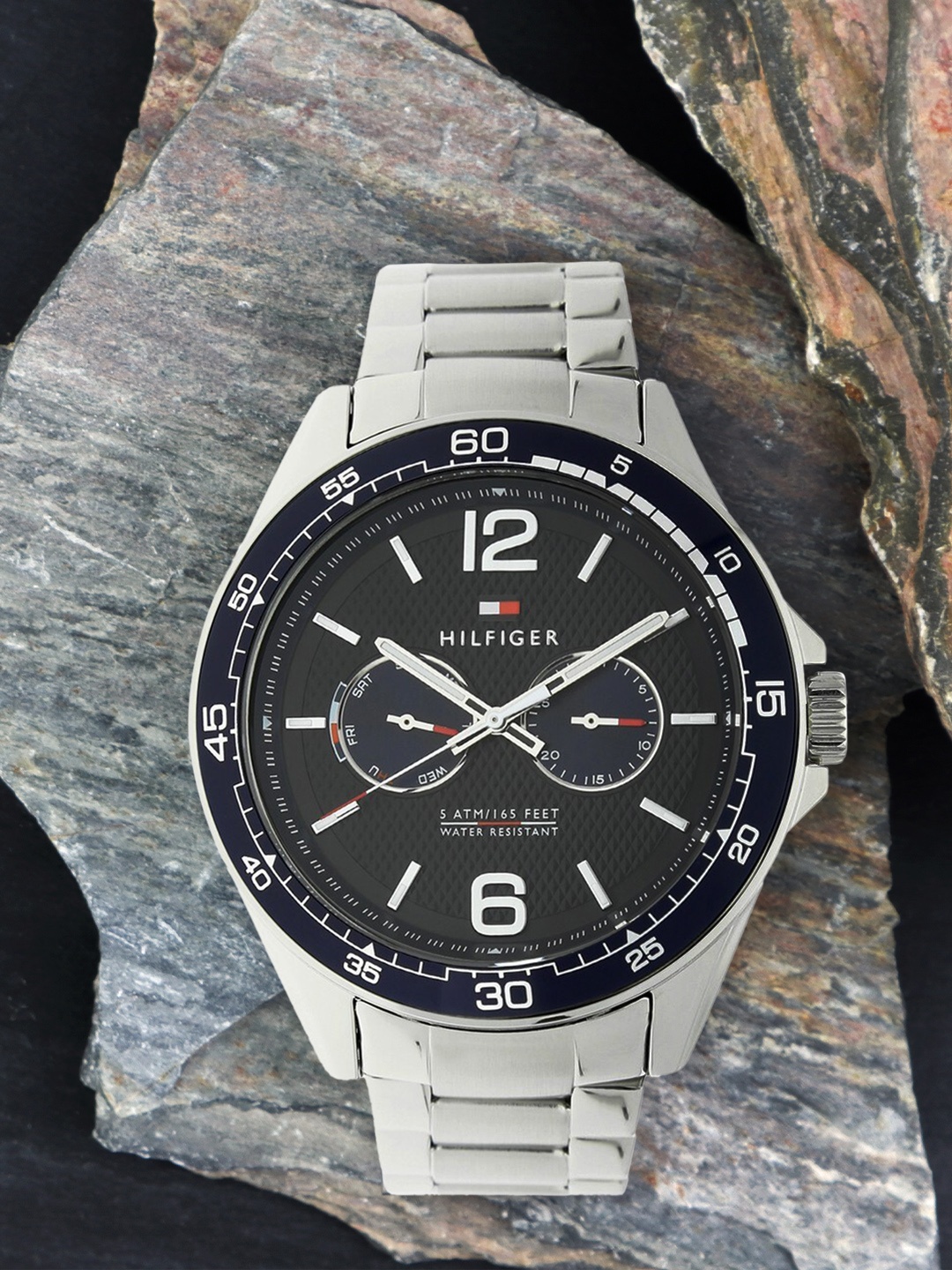 

Tommy Hilfiger Men Navy Blue Analogue Watch TH1791366J