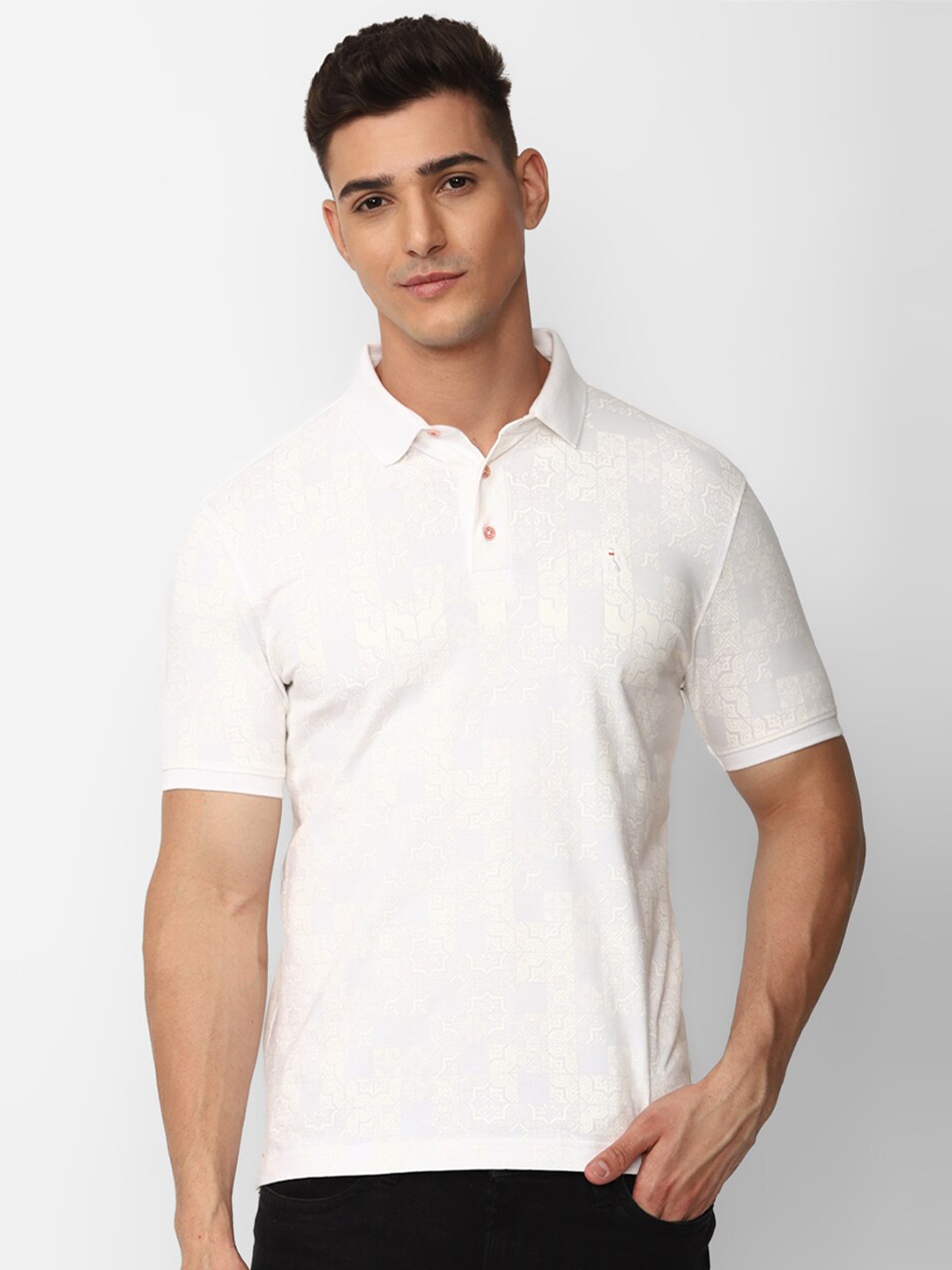 

SIMON CARTER LONDON Geometric Printed Polo Collar Slim Fit T-shirt, Cream
