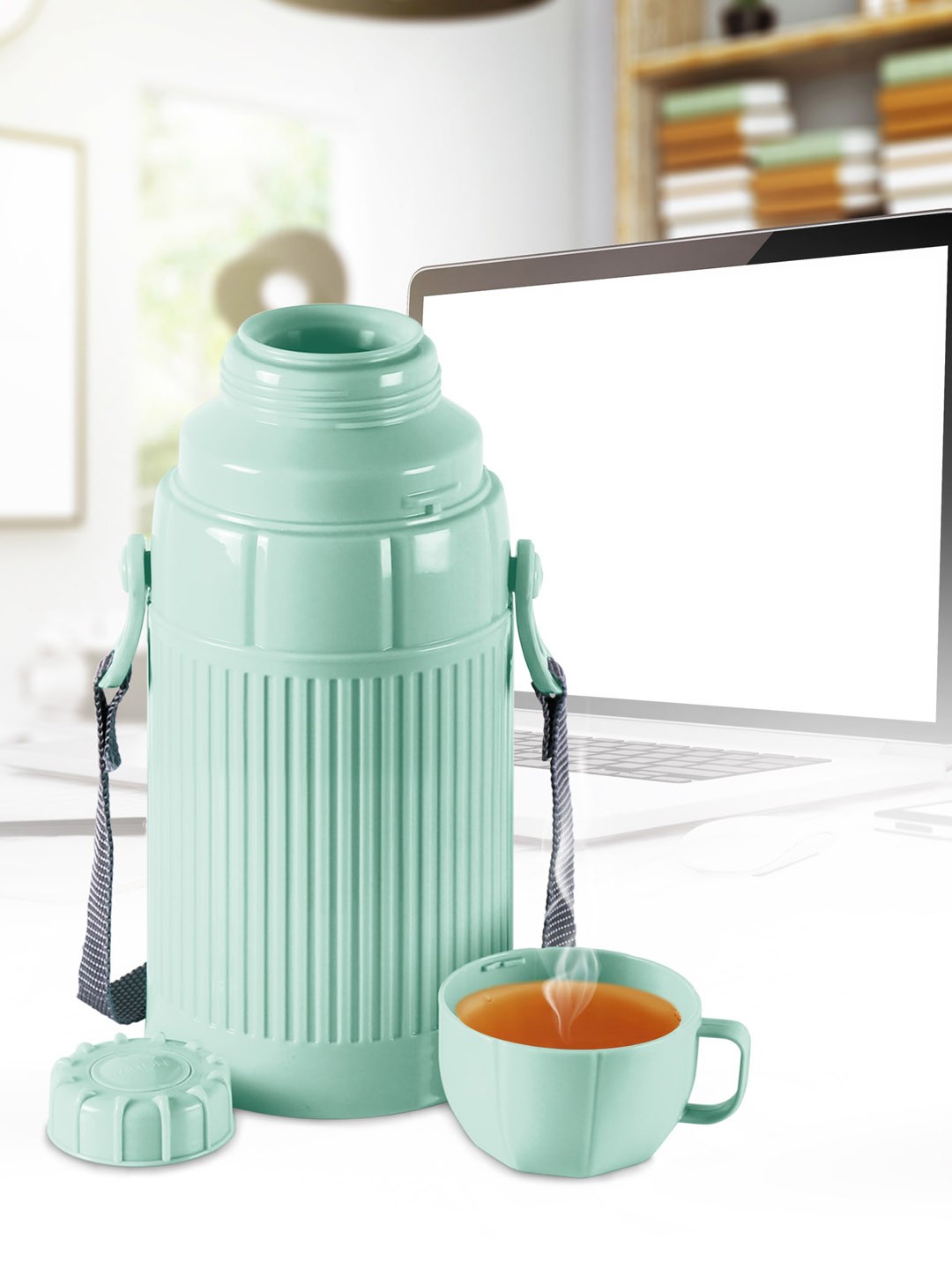 

Milton Precious 500 Light green Plastic Insulated Flask 480 ML