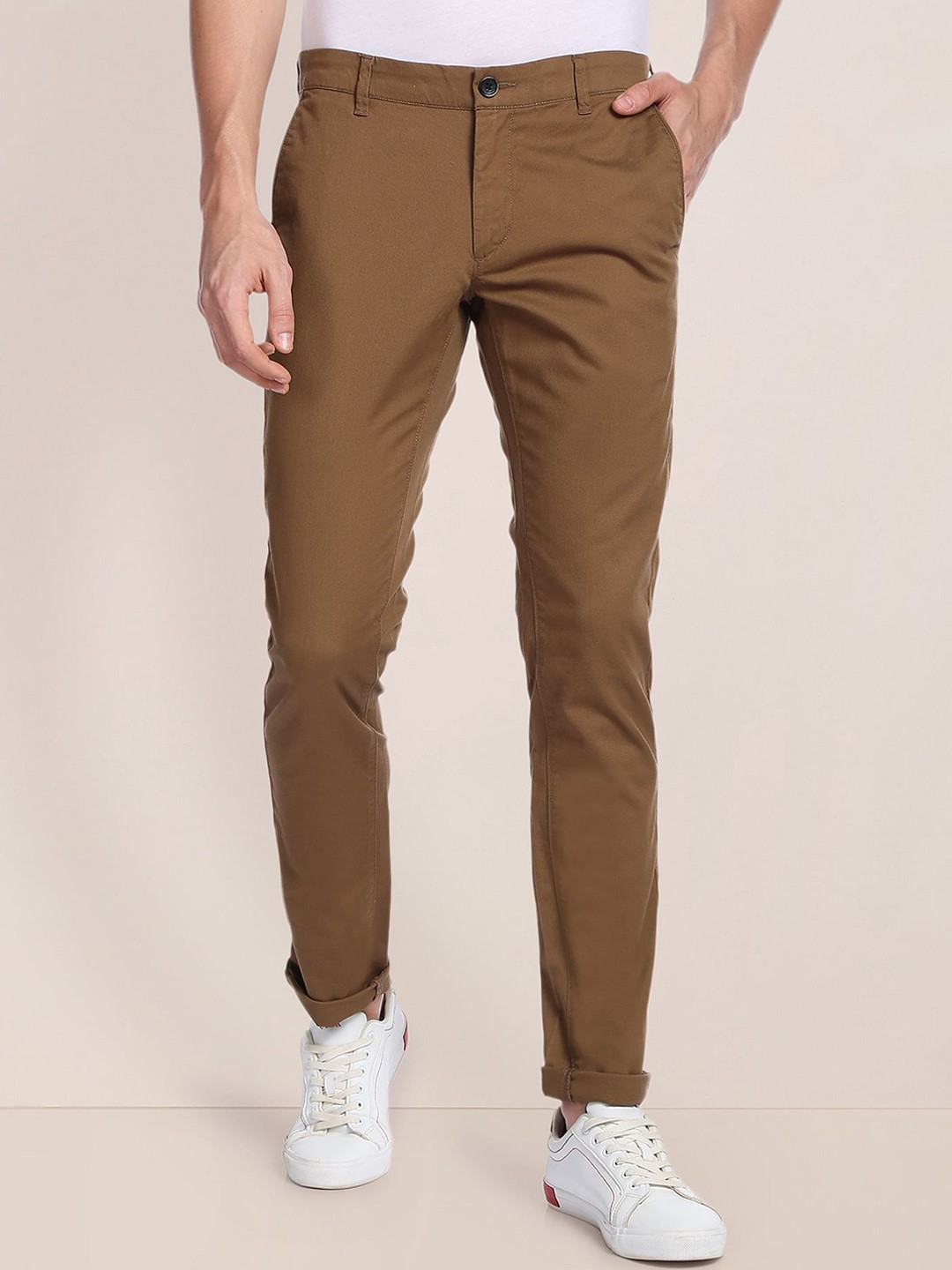 

U.S. Polo Assn. Men Slim Fit Mid-Rise Chinos, Brown