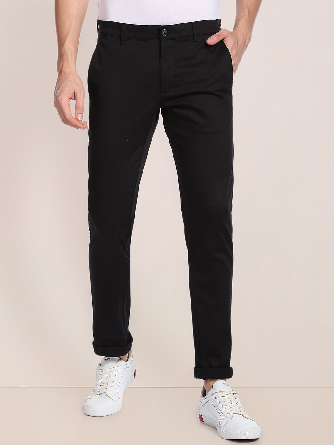 

U.S. Polo Assn. Men Slim Fit Mid-Rise Chinos, Black
