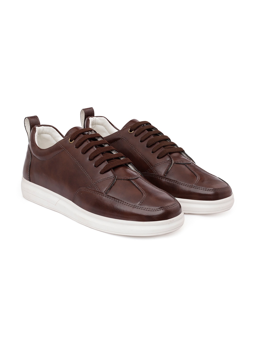

Bxxy Men Lightweight Contrast Sole Sneakers, Brown