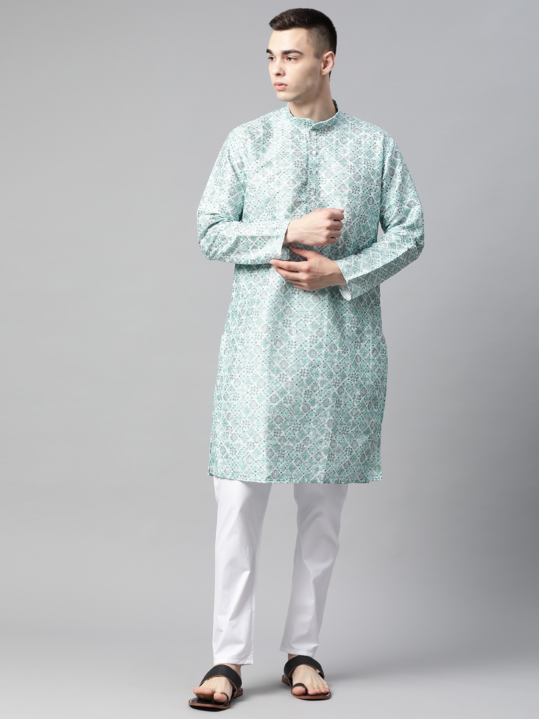 

MANQ Men Sequinned Embroidered Regular Kurta with Pyjamas, Sea green