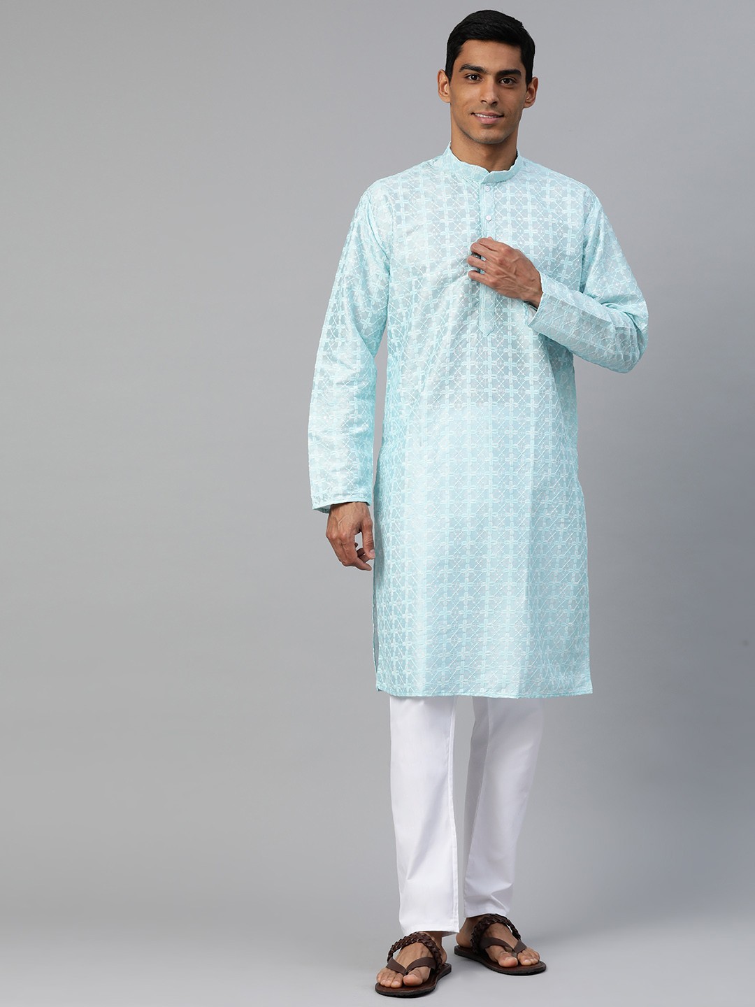 

MANQ Men Embroidered Sequinned Kurta With Pyjamas, Blue