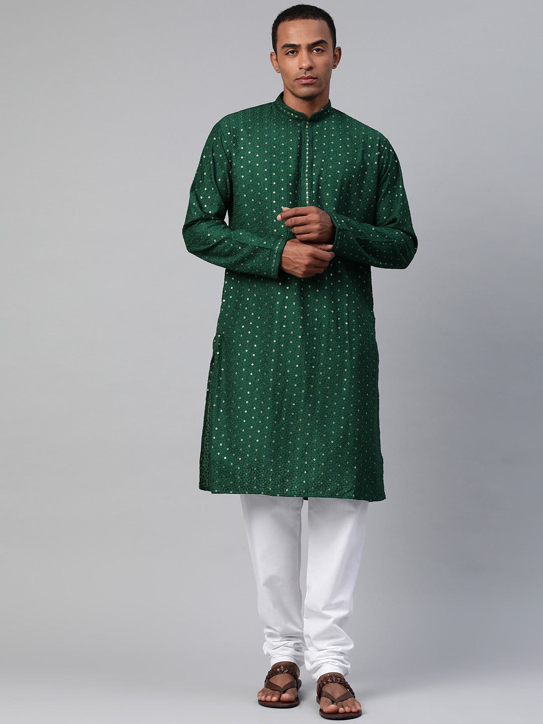 

MANQ Embroidered Regular Kurta with Pyjamas, Green